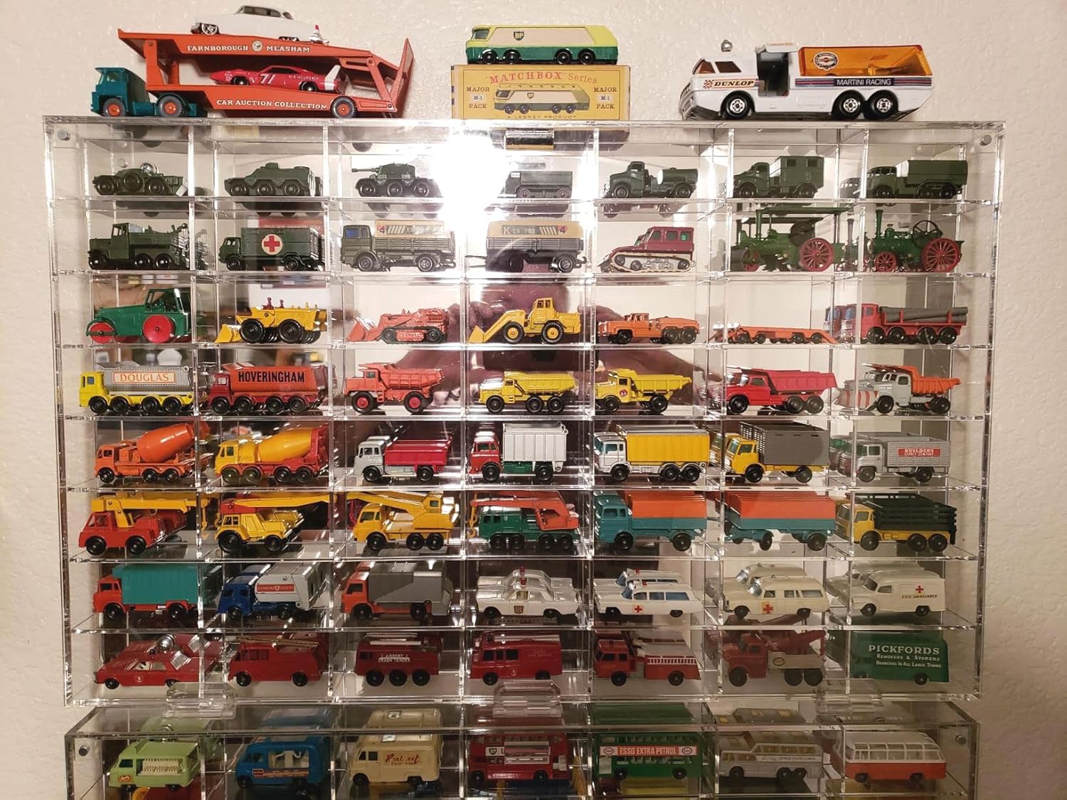 56 Compartment Display Case for 1/64 Scale Diecast Model Cars W665