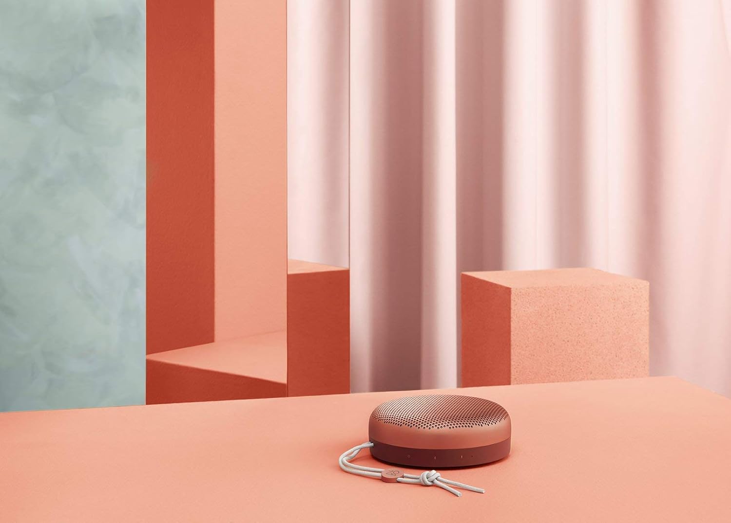 Portable Bluetooth Speaker X2039