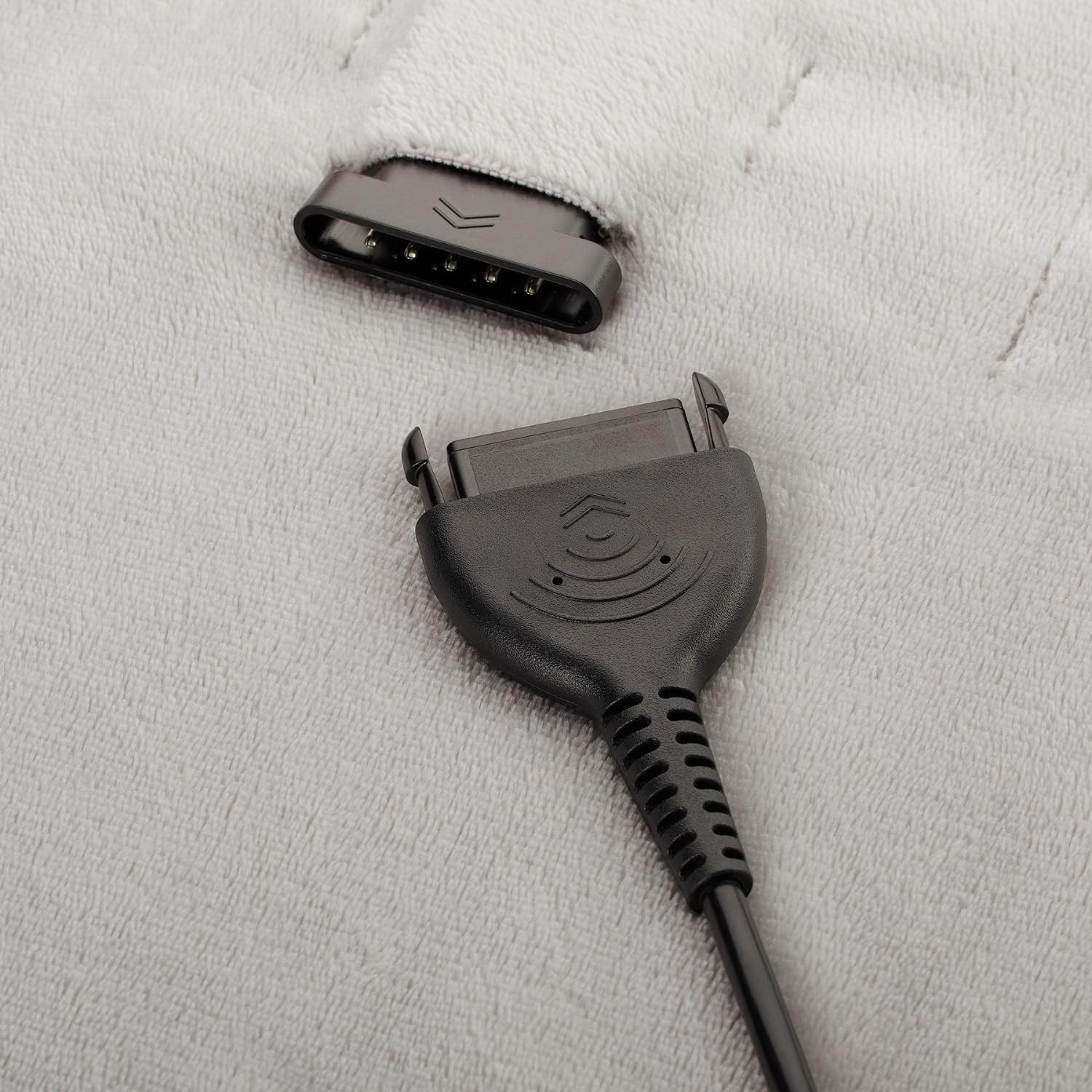 Soft Silver Plush Electric Heated Throw with Remote J3253