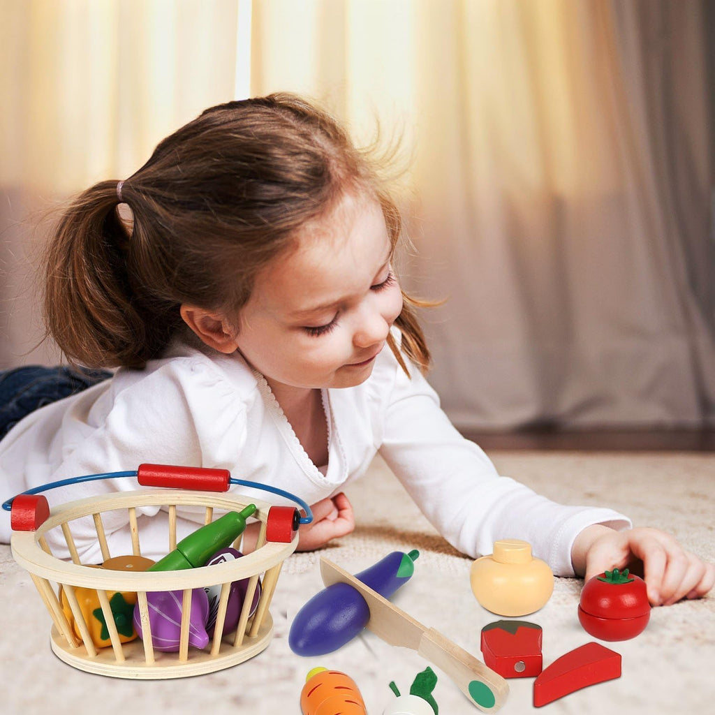 Magnetic Wooden Cutting Food Play Toy Set with Basket R501771