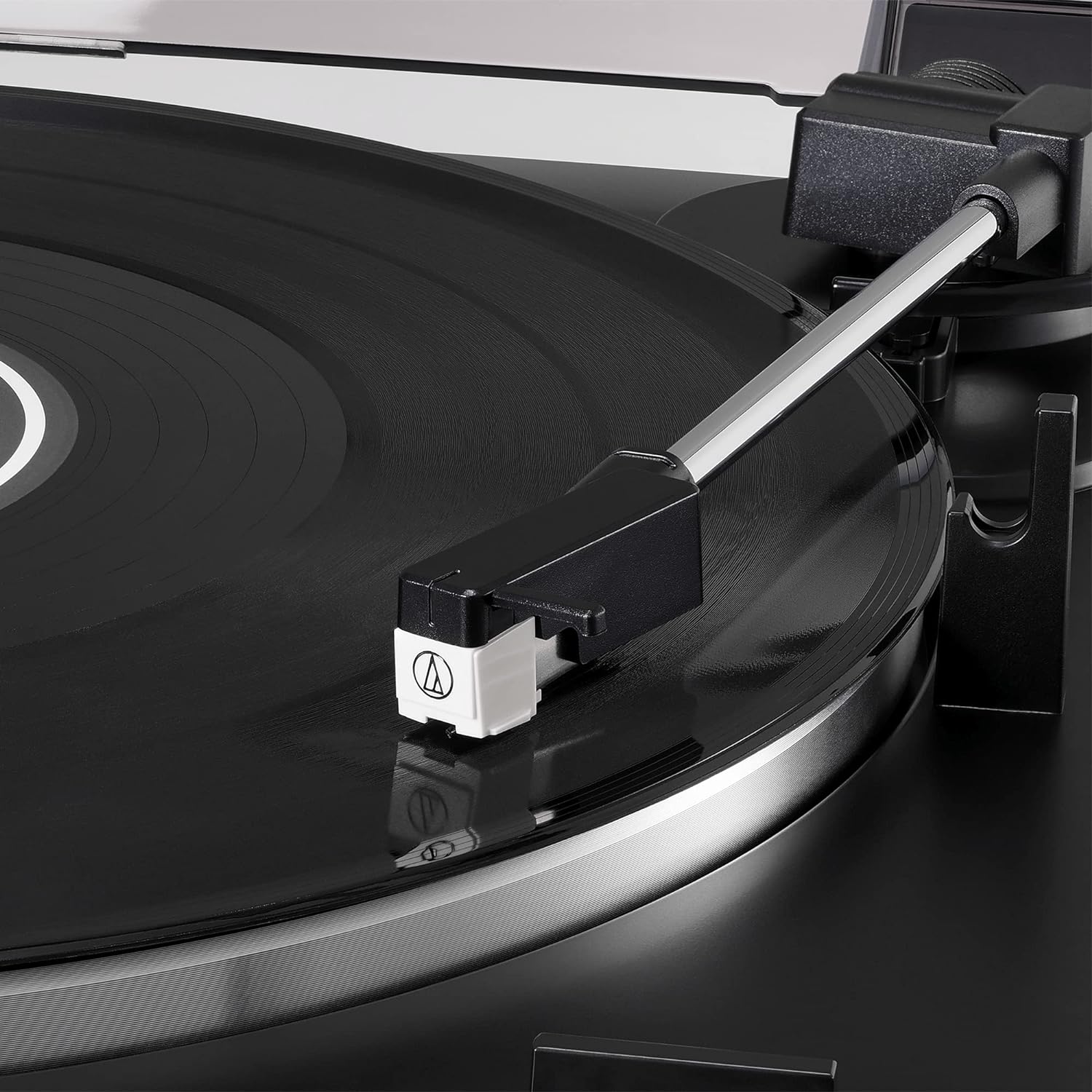 Black Fully Automatic Belt-Drive Stereo Turntable X58411
