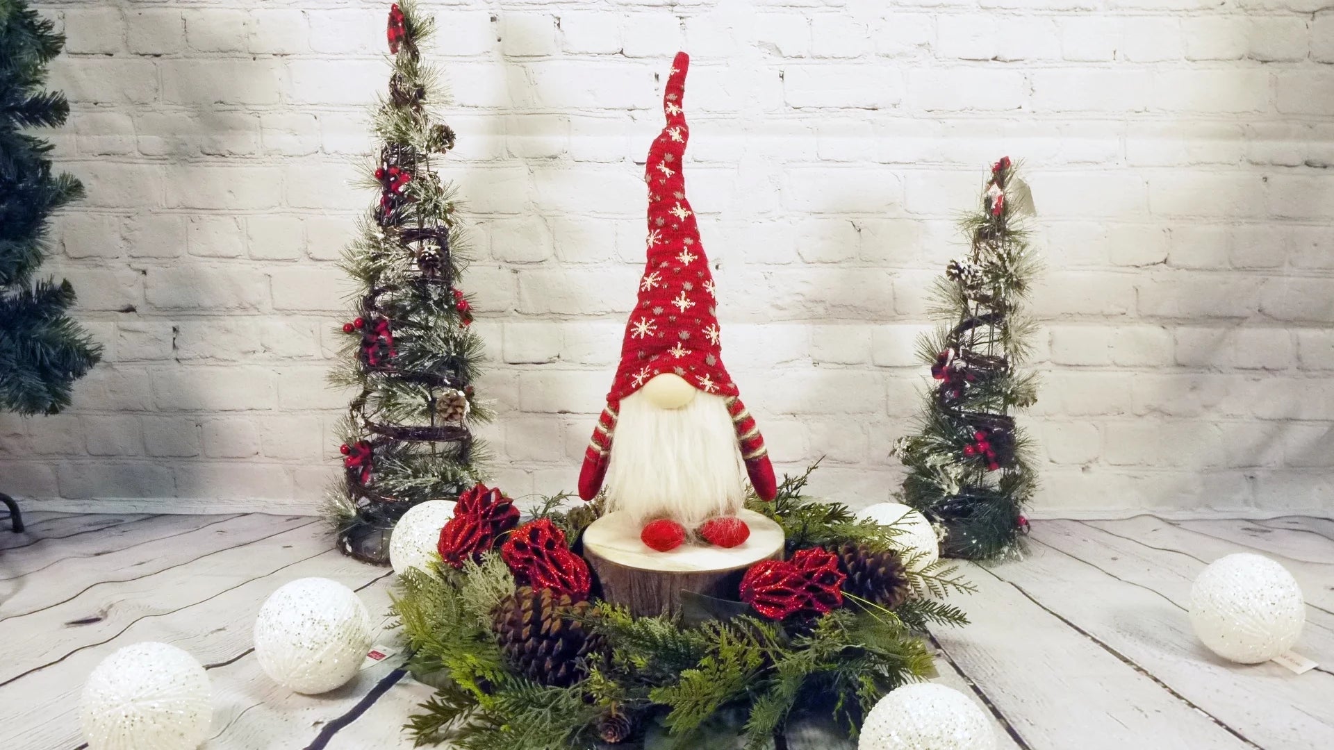 26 Inches Red Christmas Gnomes Plush U8407