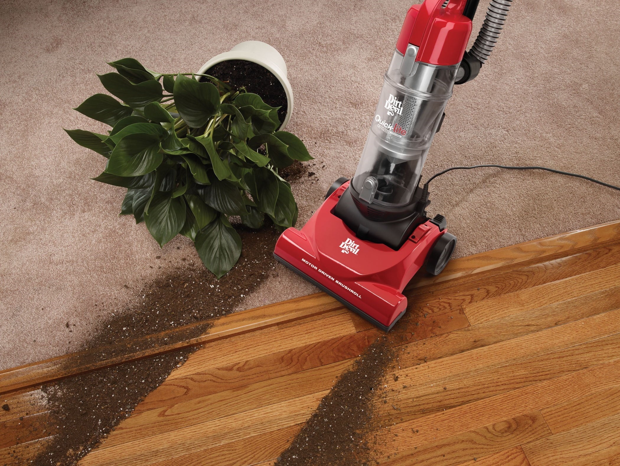 Bagless Upright Vacuum W1563