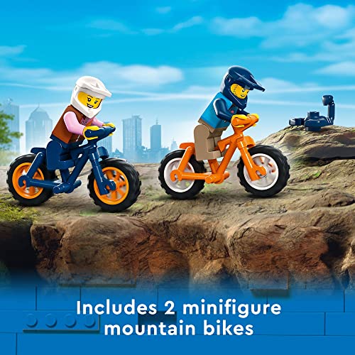 4x4 Off-Roader Building Toy with Monster Truck Style Car and Mountain Bikes K688221