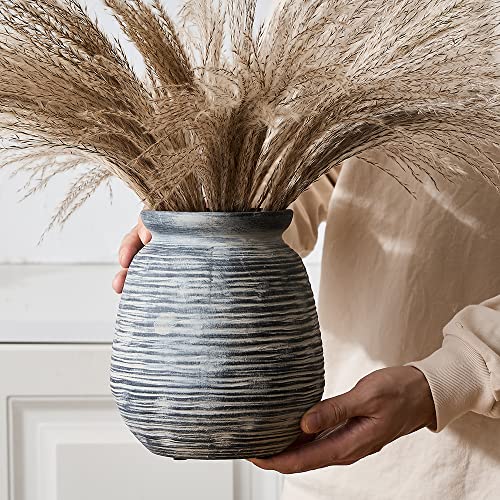 White 9.5 Inch Ceramic Vase N659097