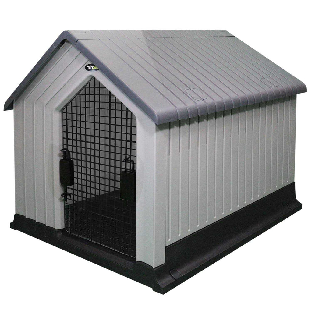 Pet House with Durable Weatherproof Design C659