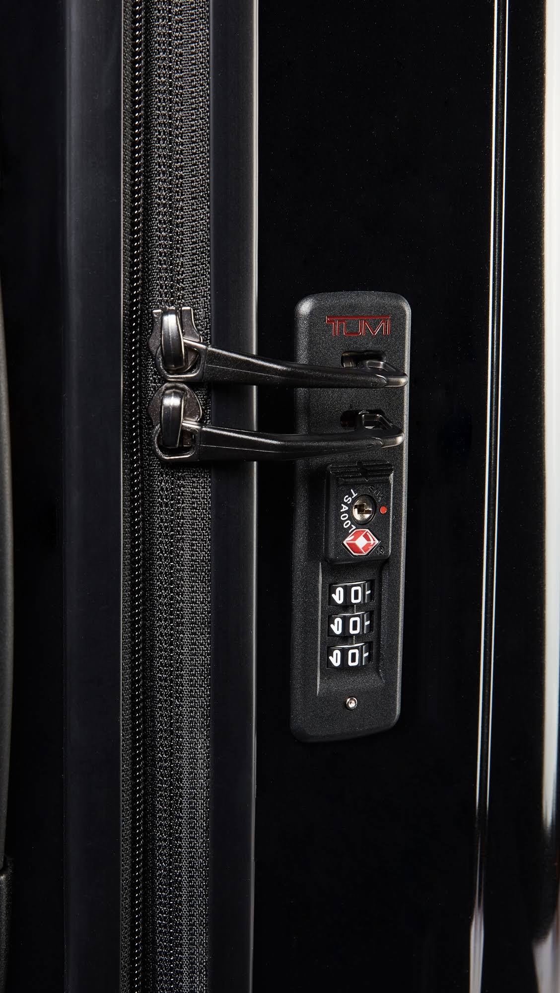 Black Extended Trip Expandable Packing Case T655