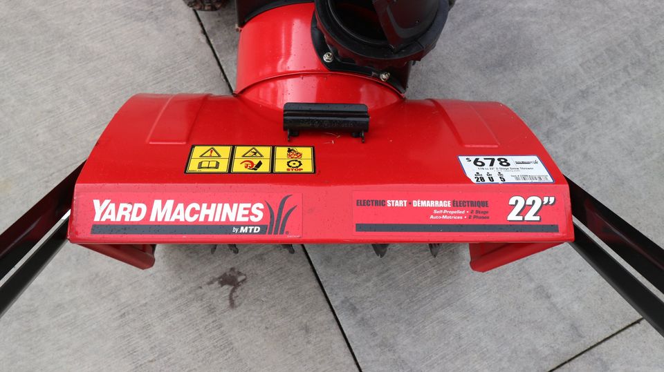 208CC 2-Stage Snow Blower X1516