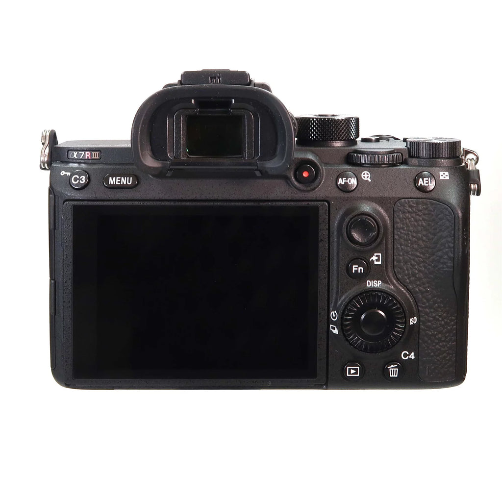 42.4MP Full-Frame Mirrorless Camera B930