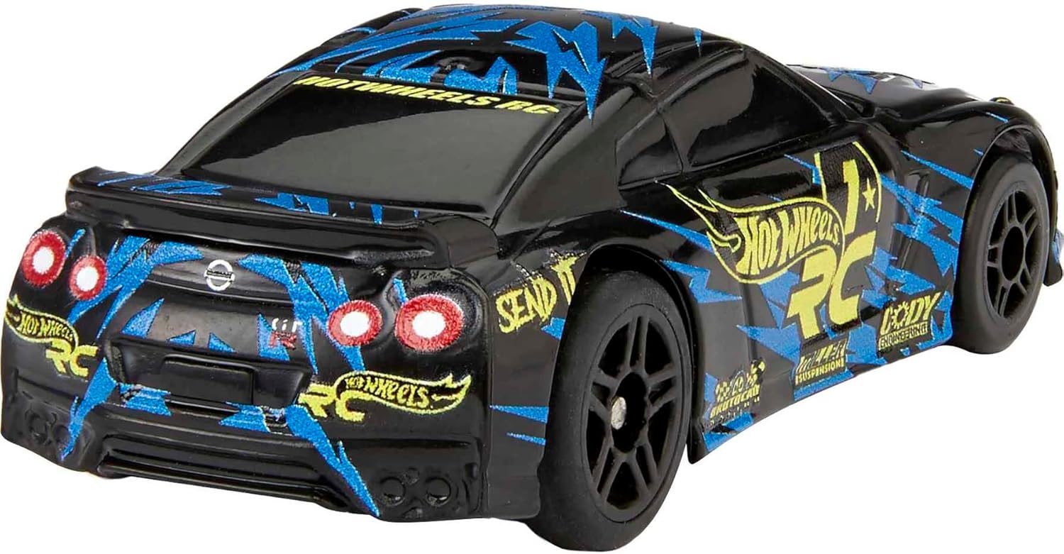 1:64 Scale Remote-Control Toy Car D7703