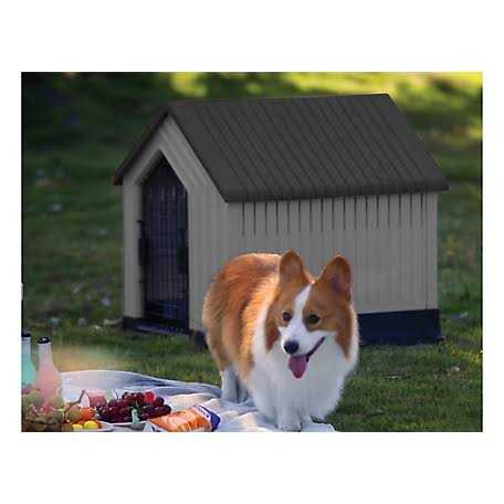 Pet House with Durable Weatherproof Design C659