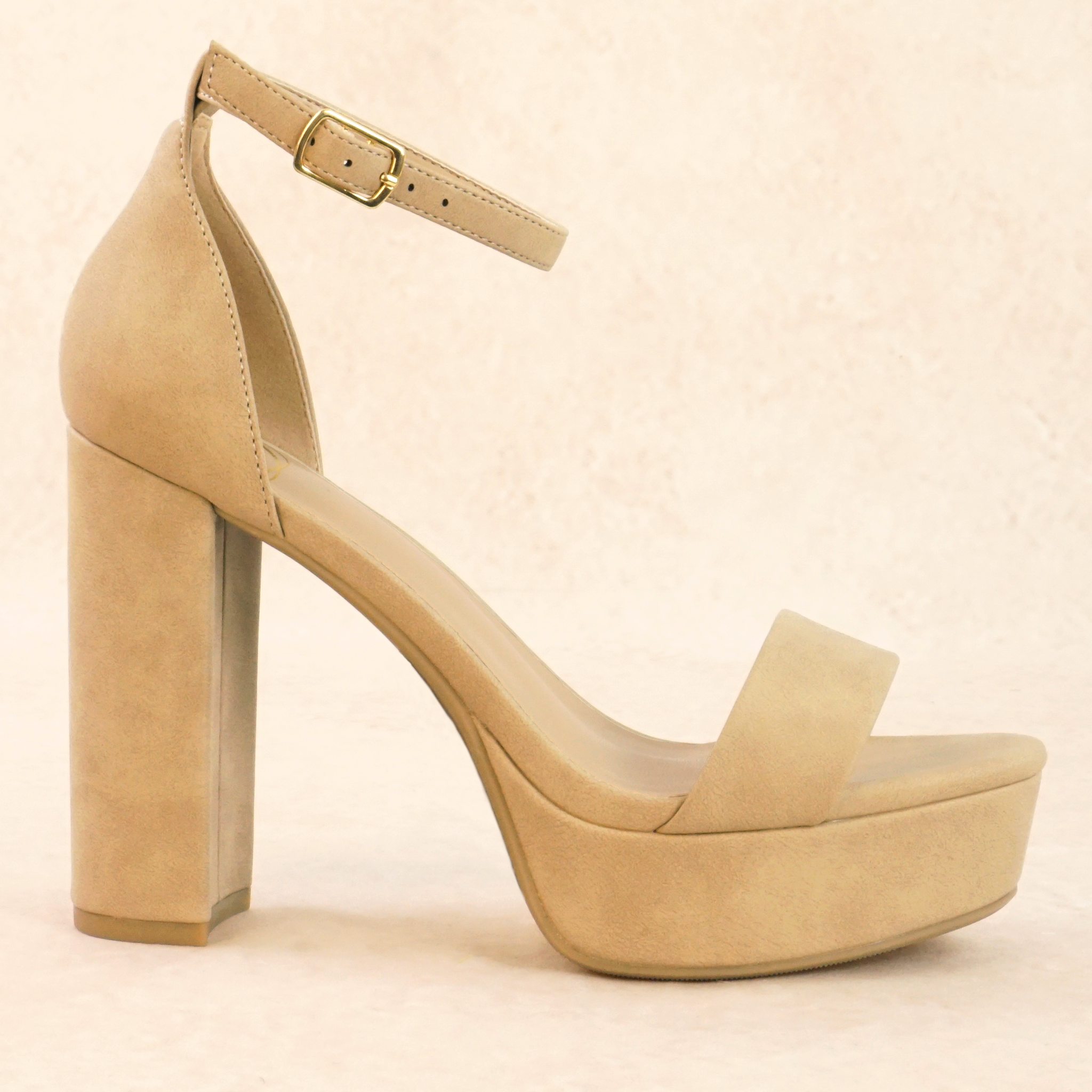 Radio Nubuck Block Heel