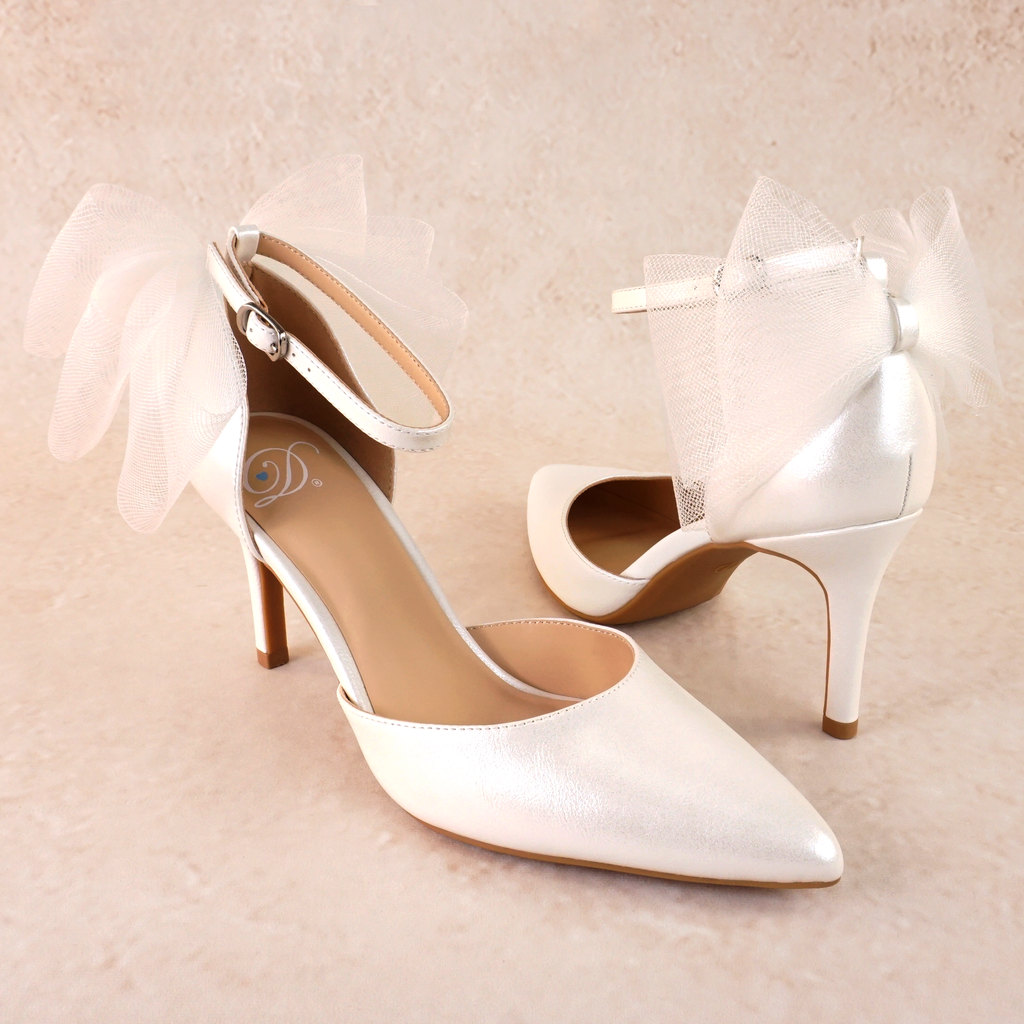 Karmen Pointed Toe Stiletto with Bow
