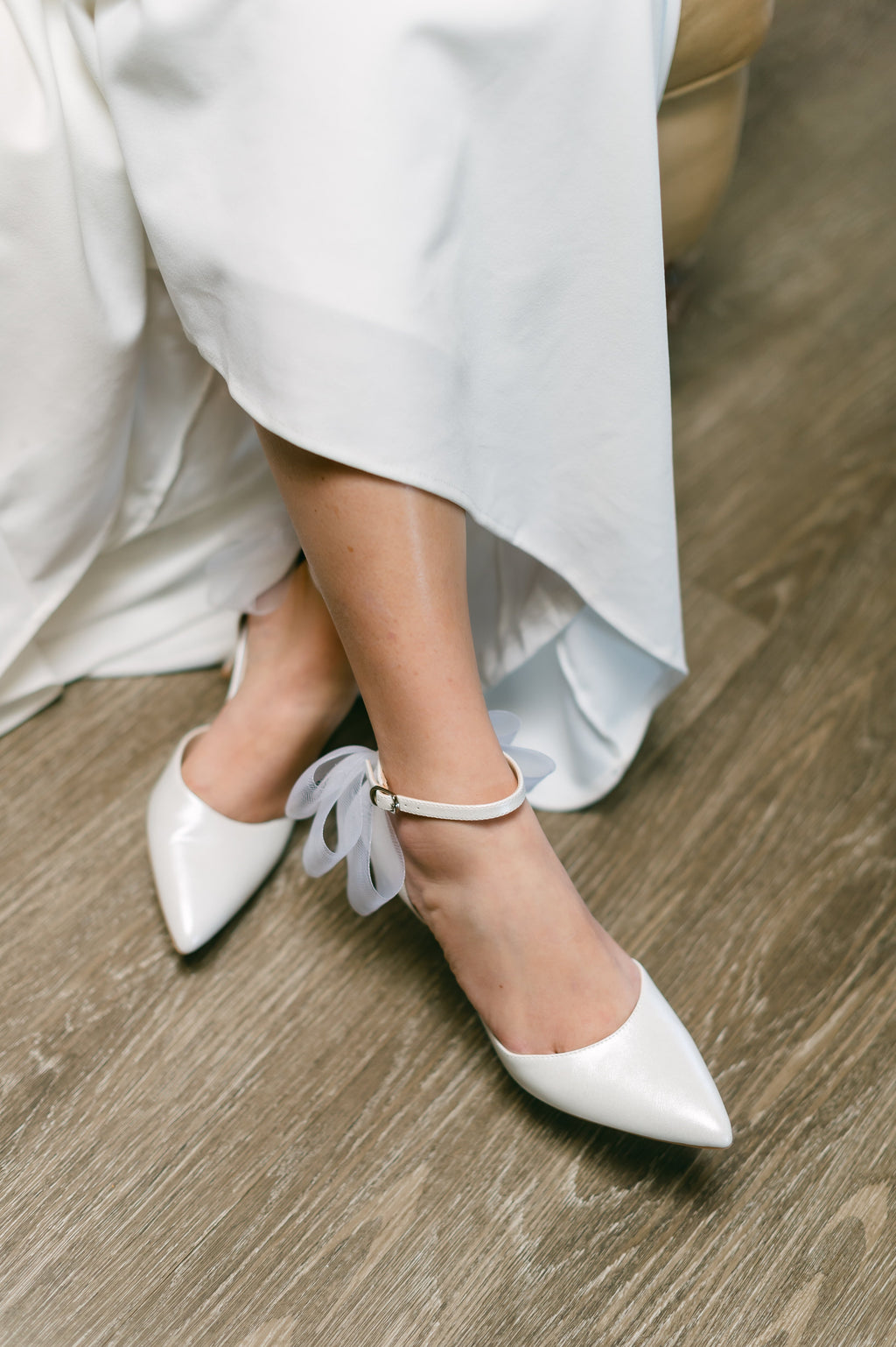 Karmen Pointed Toe Stiletto with Bow